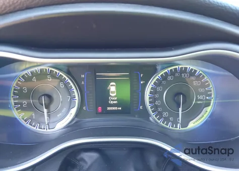 2015 Chrysler 200 Limited from USA, damaged, VIN 1C3CCCAB6FN541382